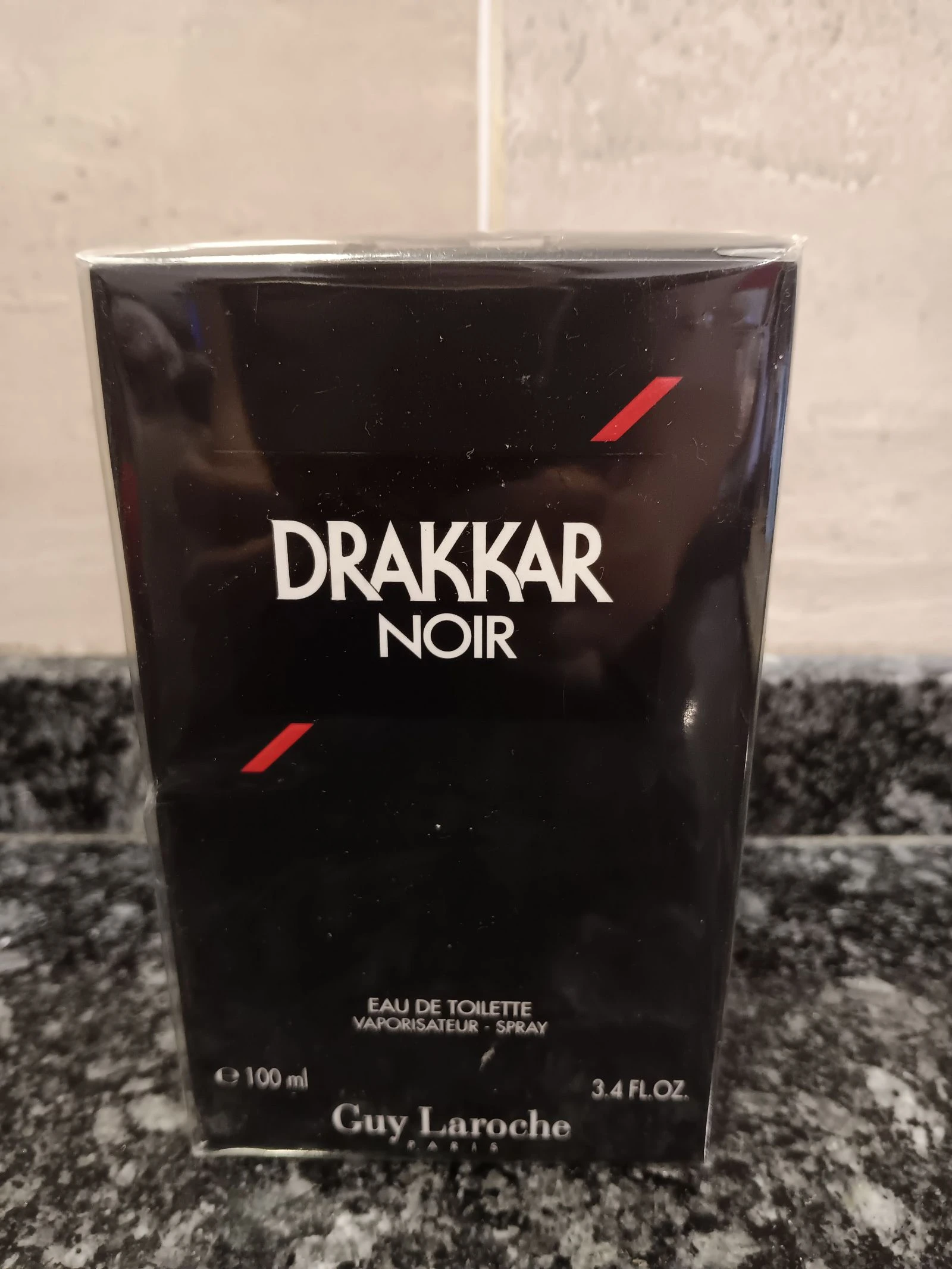 Drakkar noir de Guy Laroche 100 ml. Nuevo y precintado.  Eau de toilette